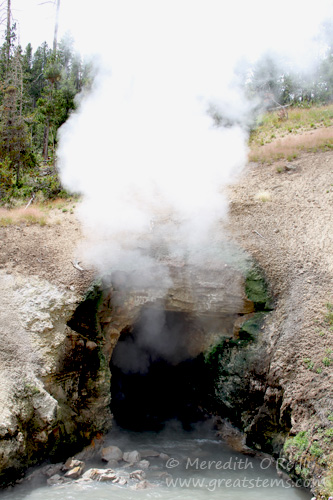 Dragon's Mouth Spring